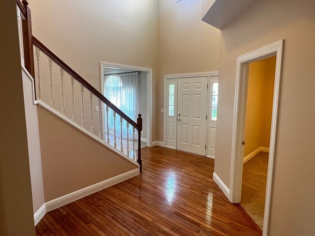 Photo - Spacious 4 Bedroom home with 3 Car Garage - Available June 2026