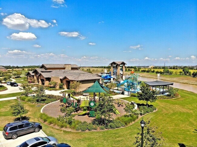 Photo - Grand Entry W/High Ceilings! Gorgeous Ligh...