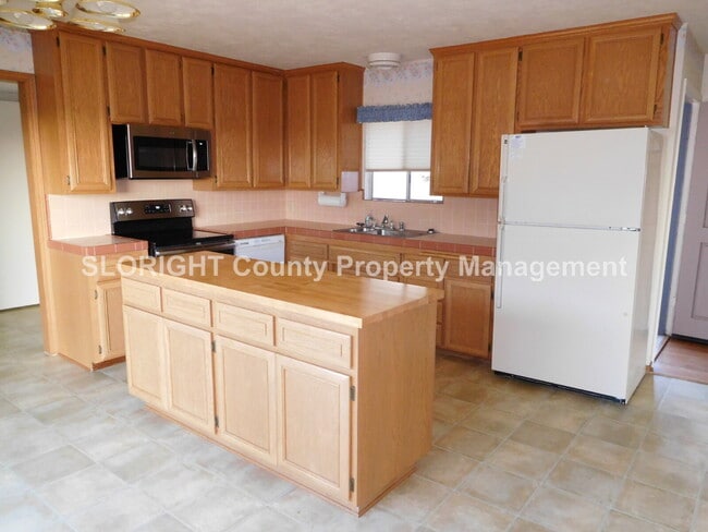 Photo - AVAILABLE NOVEMBER - Charming Los Osos Hom...