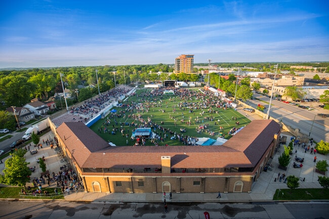 Photo - Galaxie High Rise Apartments