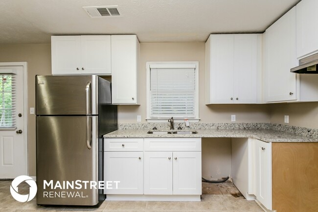 Photo - 3940 Scott Dr