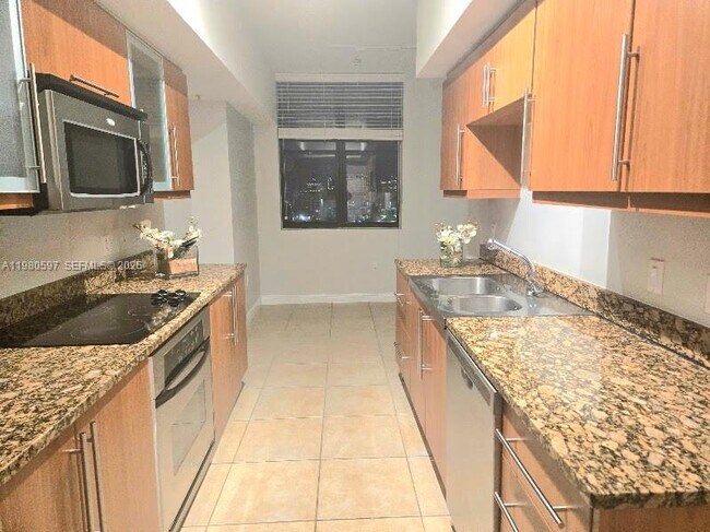 Photo - 888 Douglas Rd Unit 1114