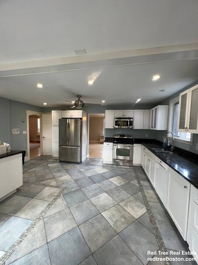 Photo - 73 Undine Rd