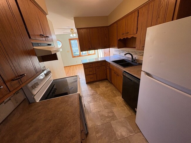 Photo - 2 Bed 2 Bath for $1,200!