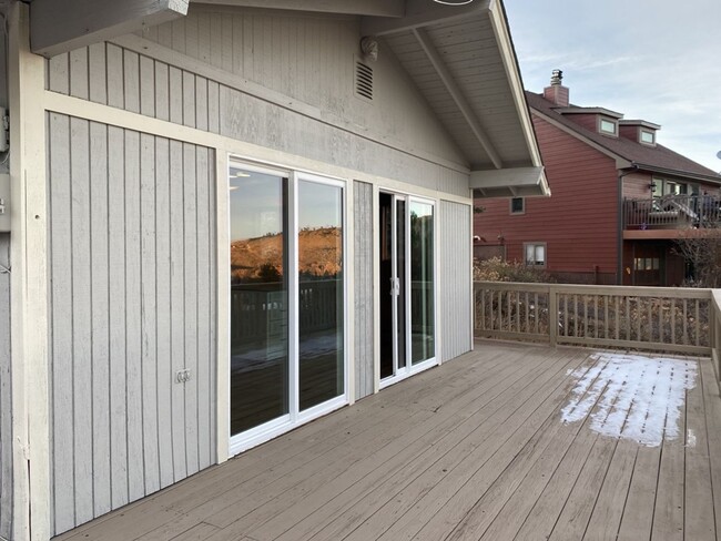 Photo - Mountain Bungalow in Spectacular Setting