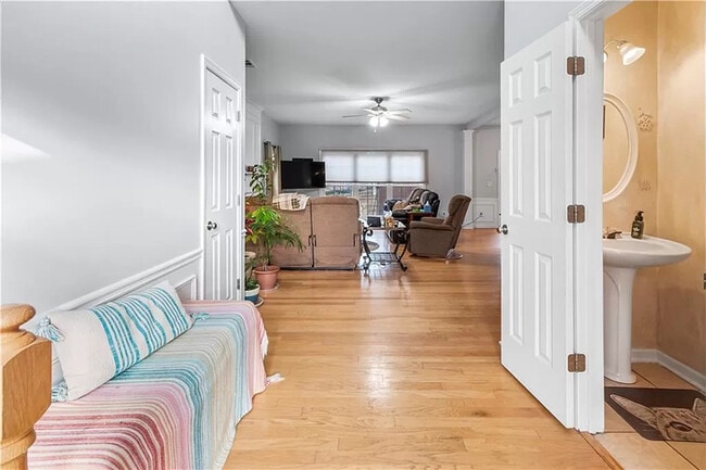Photo - 115 Quarrington Ct
