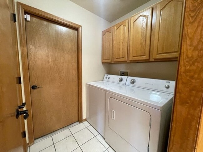Photo - 2604 W 8th St