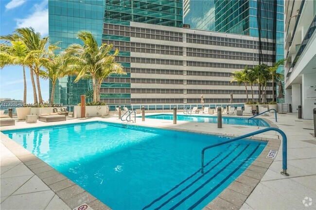 Building Photo - 200 Biscayne Blvd Way Unit 4314 Rental