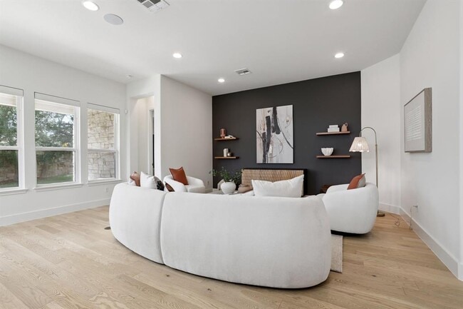 Photo - 4025 Lazy River Bend