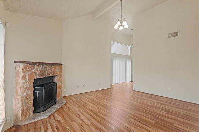 Photo - 8731 Croteau Dr
