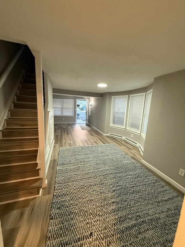 Photo - 1324 W Norwegian St Unit 1