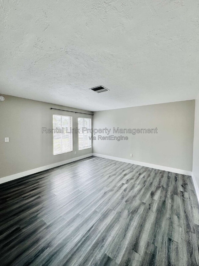 Photo - 4107 SE 18th Pl