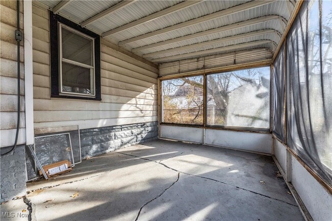 Photo - 786 E 156th St Unit Back