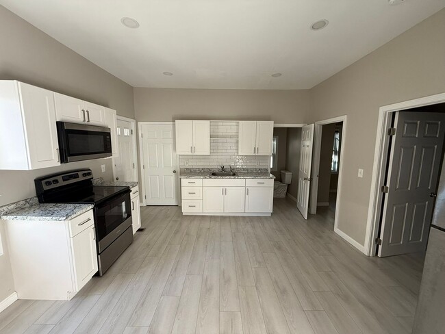 Photo - 23-25 Dale Street Unit 25 Dale St