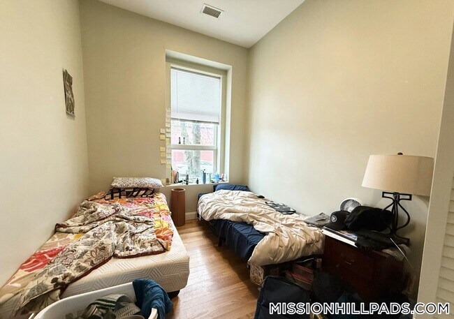 Photo - 409 Dudley St Unit 3