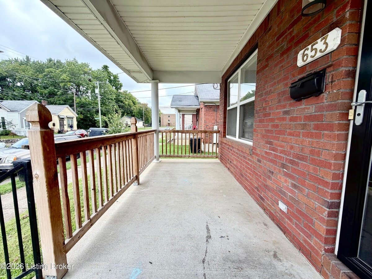 Photo - 653 S 23rd St