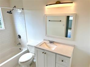 Photo - 1255 NE 128th St