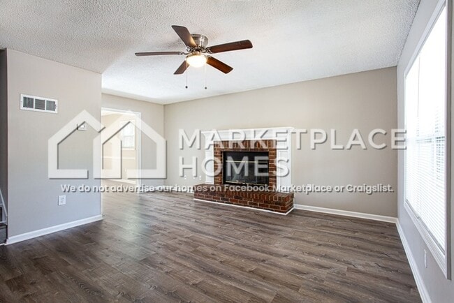 Photo - 3824 Cannon Dr
