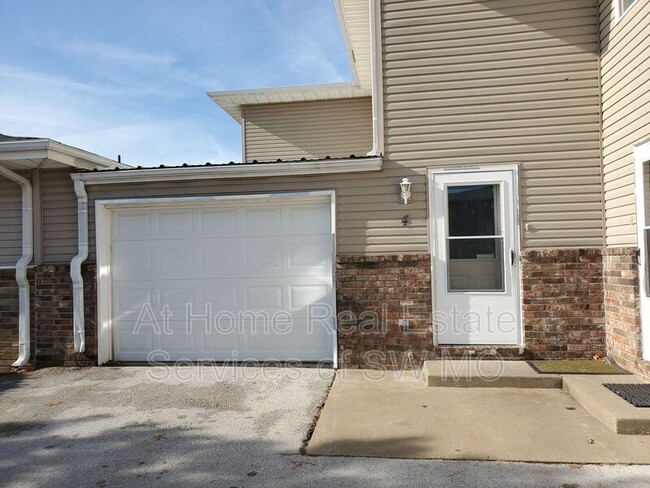 Photo - 625 West St Unidad #4 Rental