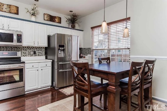 Building Photo - 608 Sutter Gate Ln