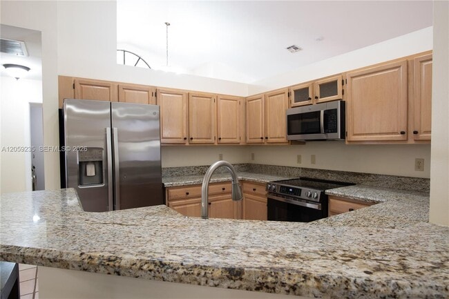 3160 Peachtree Cir