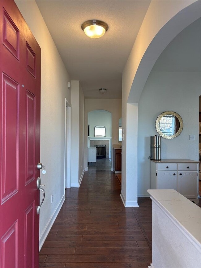Photo - 209 Flinn St