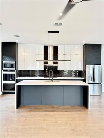 Photo - 4260 Rosewood Ave House