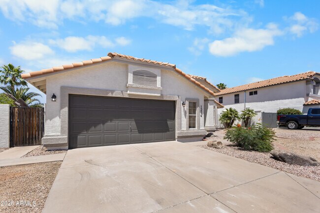 Photo - 1214 E Beverly Ln