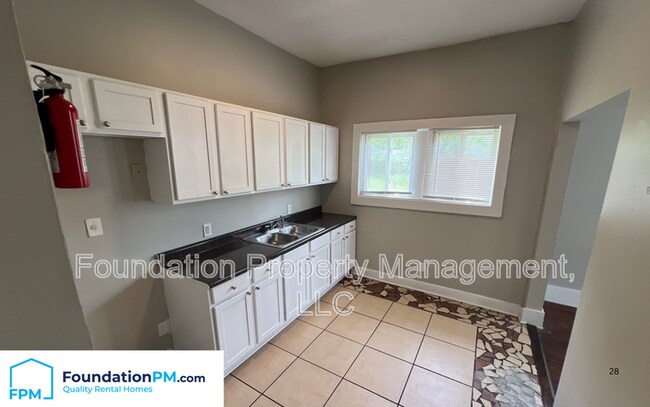 Photo - 701 E Alston Ave