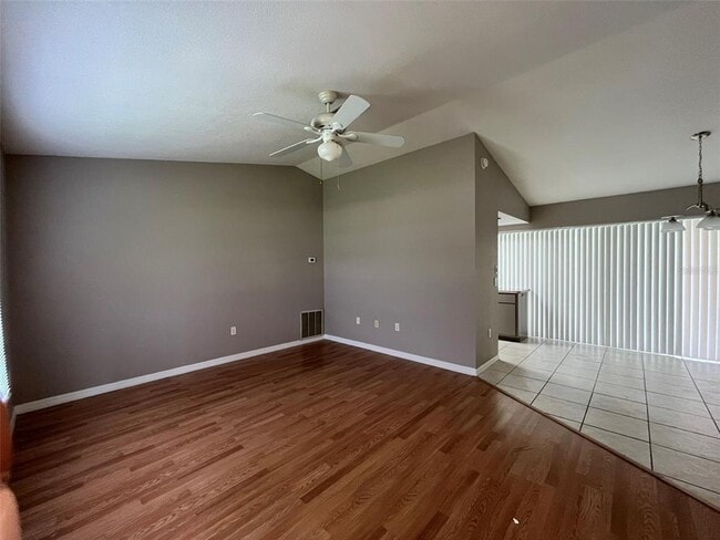 Photo - 18171 Edgewater Dr