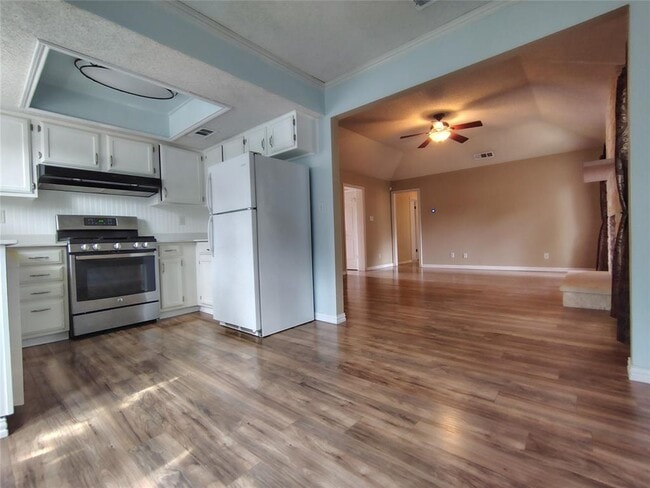507 Thousand Oaks Blvd