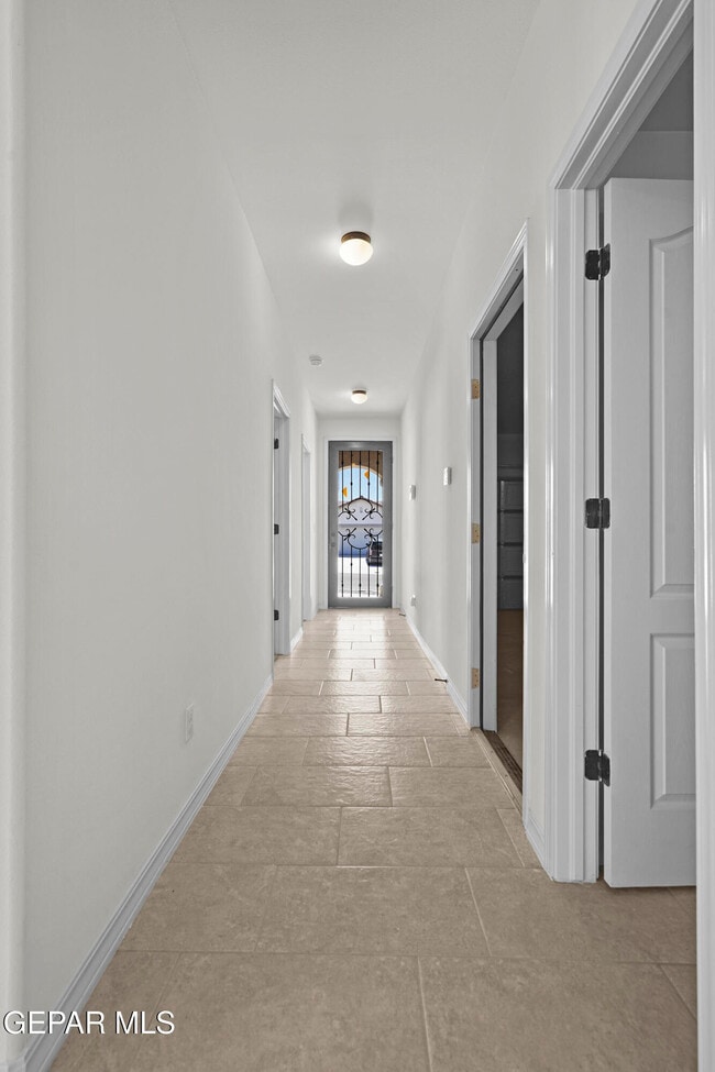 Photo - 245 Hunstanton St
