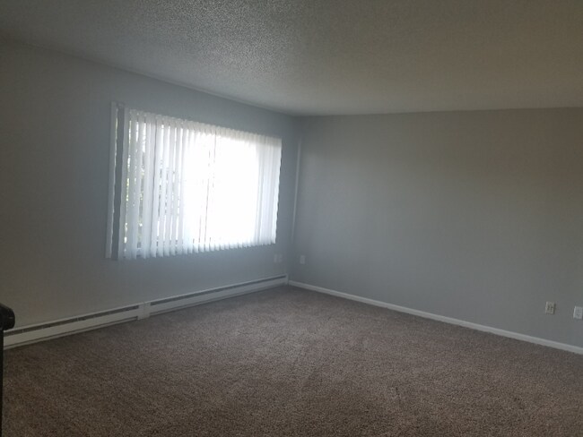 Photo - 806 11th St NW