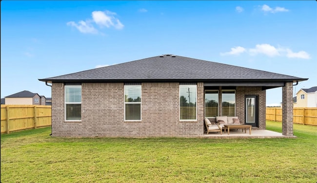 Photo - 2311 Longfellow Dr