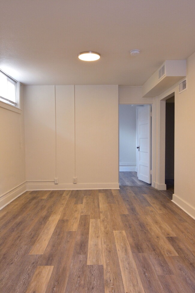 Photo - Cozy & Charming 2-Bedroom Apartment in Cheyenne – All Utilities Included! Unit 3