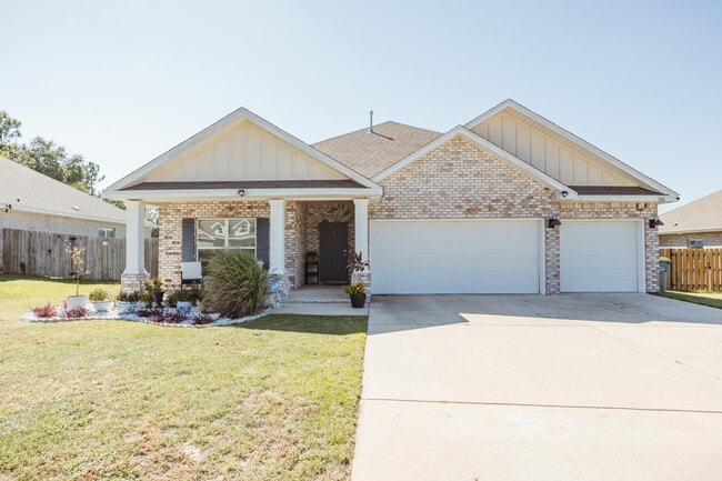 1106 Shoal River Dr