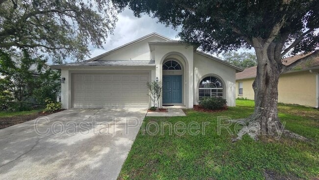 Building Photo - 1731 Wakefield Dr