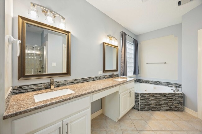 Photo - 1402 Chaparral Crossing