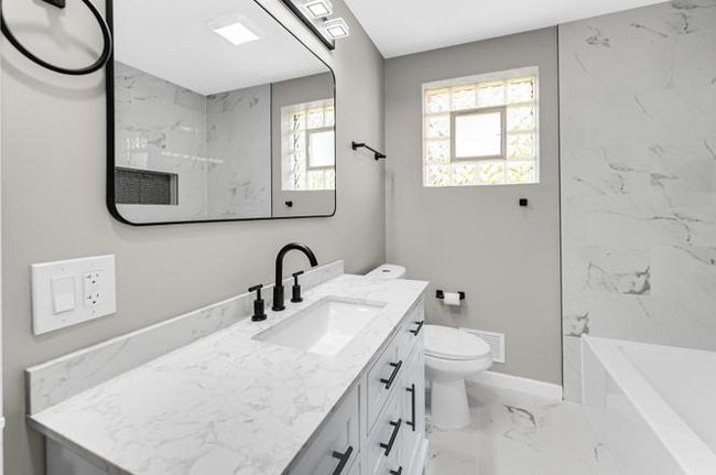 Photo - 11018 S Keeler Ave