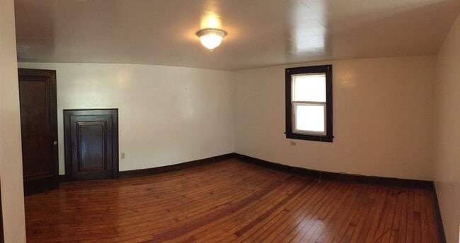 Photo - 1 Bedroom House in Millvale with Off Street Parking