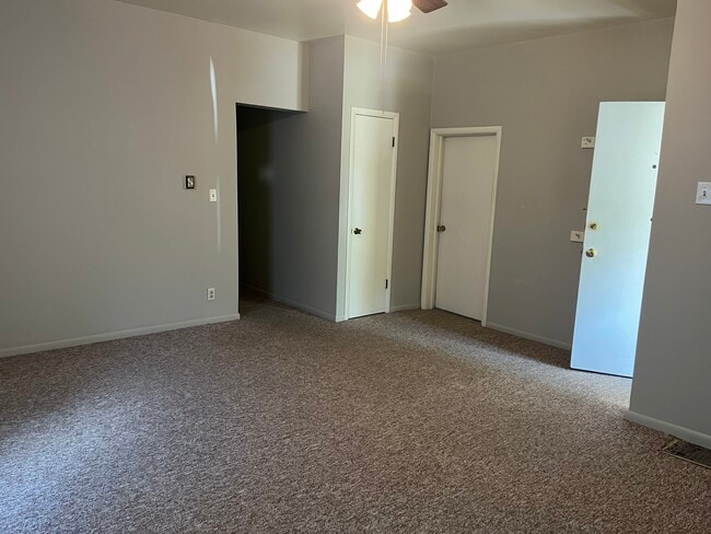 Photo - 310 S Washington St Unit A