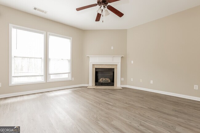 Photo - 5664 Wakehurst Dr