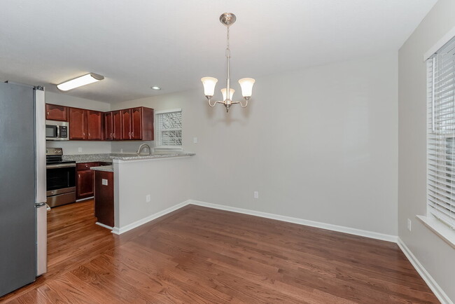 3141 Barksdale Harbor Dr