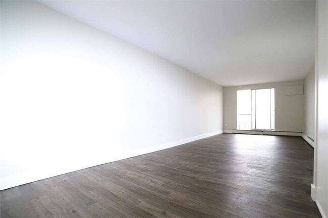 Photo - Gemini Towers Apartments