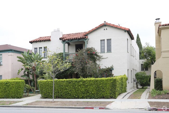 Building Photo - 210 S Doheny Dr Rental