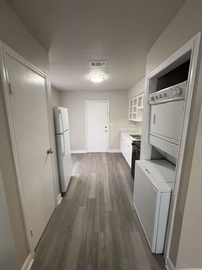 Photo - 4402 Tampico St Unidad 4406