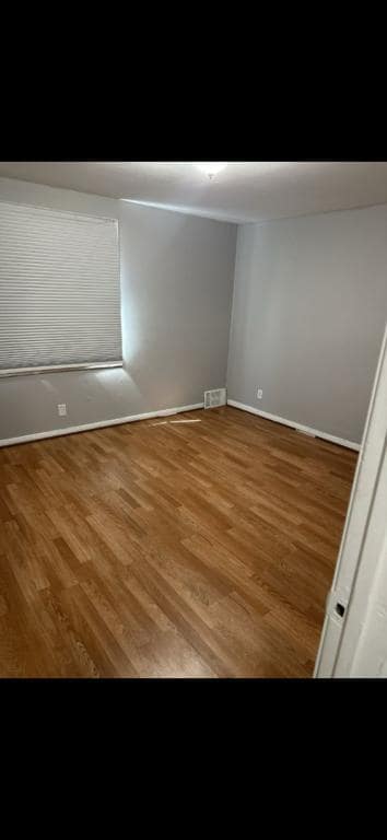 Photo - 9010 Rutherford St