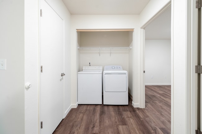 Photo - Orchard Glen Apartments