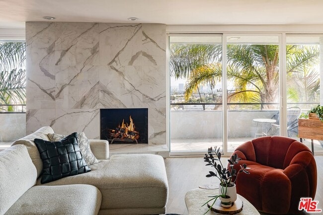 Photo - 8401 Fountain Ave