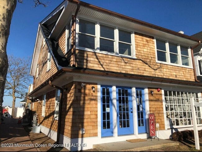 64 Bridge Ave WINTER